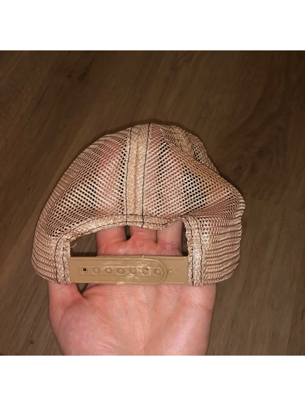 N/A hat has